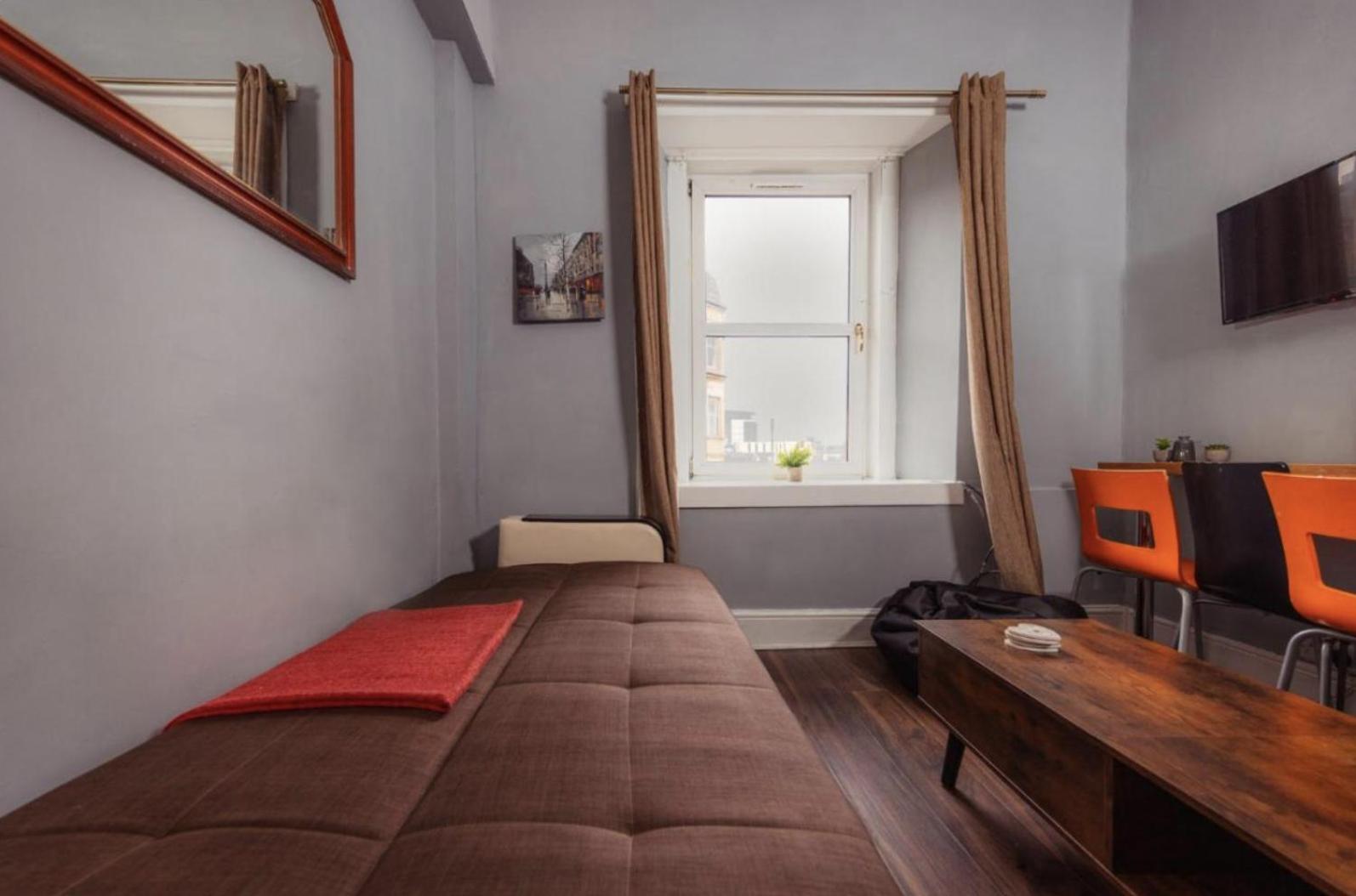 Warm Apartment By Holyrood Palace! Эдинбург Экстерьер фото