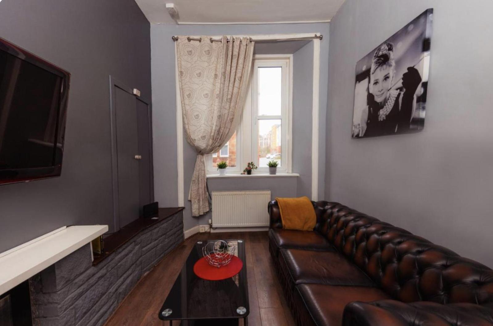 Warm Apartment By Holyrood Palace! Эдинбург Экстерьер фото