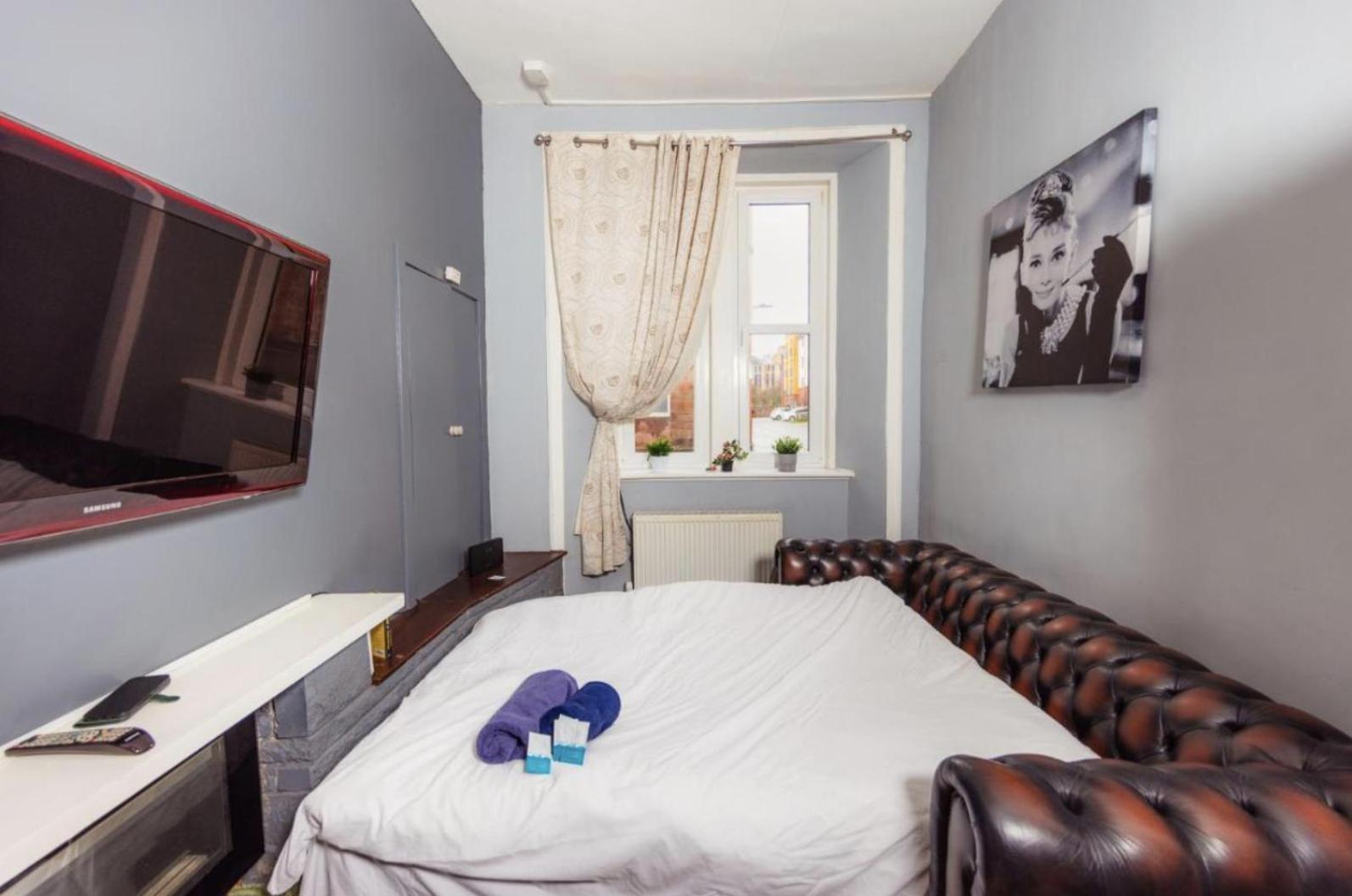 Warm Apartment By Holyrood Palace! Эдинбург Экстерьер фото