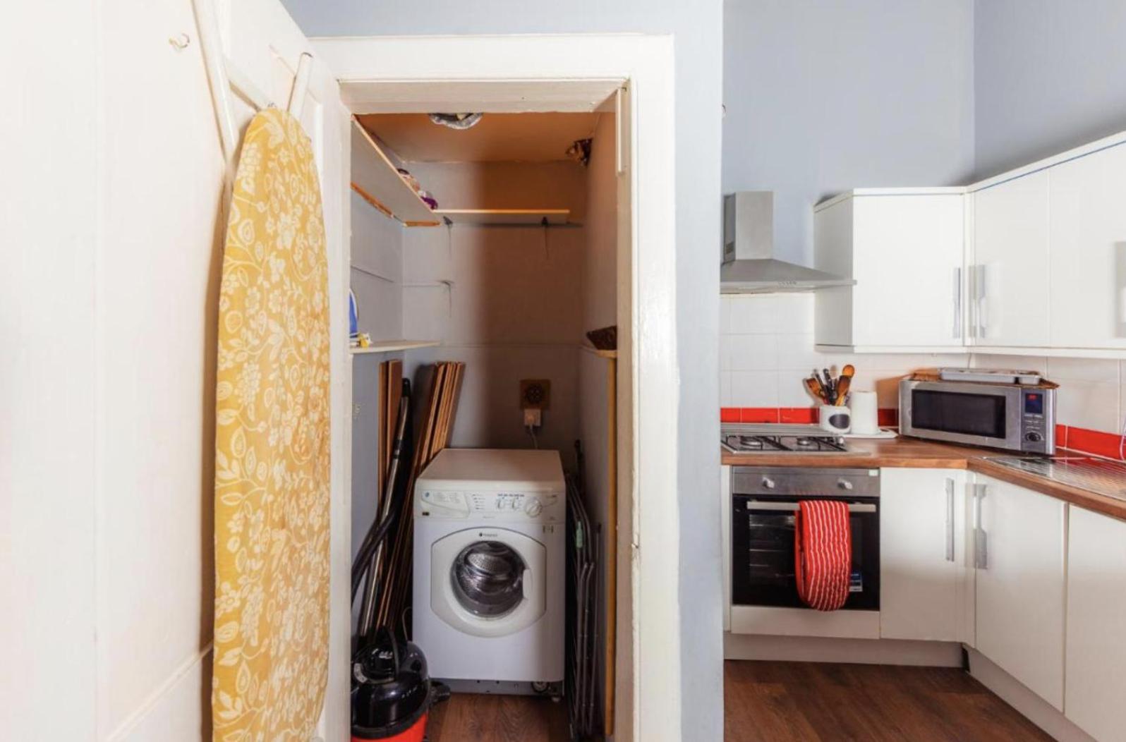 Warm Apartment By Holyrood Palace! Эдинбург Экстерьер фото